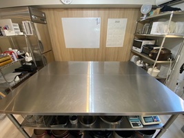180cm×120cm　の大きな調理台